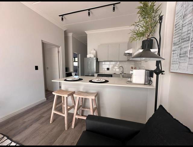 2 BEDROOM PROPERTY TO RENT IN BRACKENFELL SOUTH